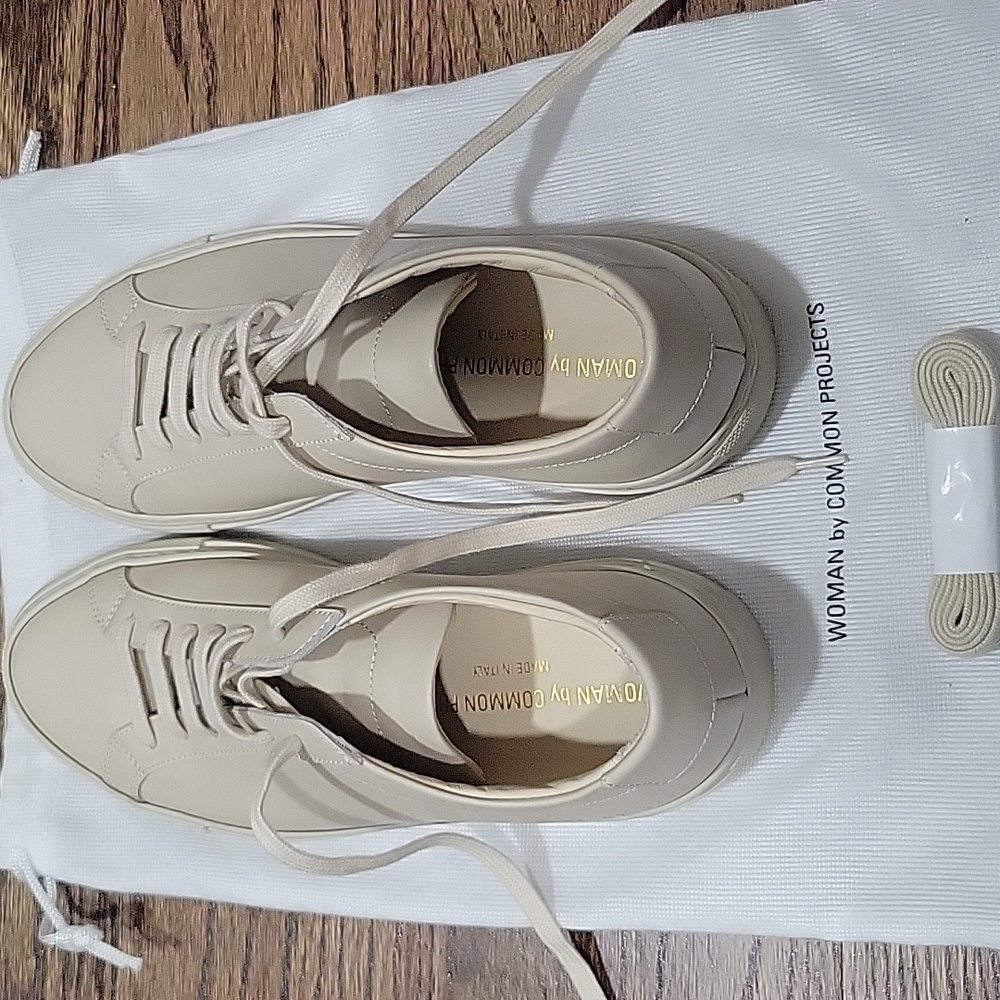 Common Projects Low Top Leather Sneakers -Achilles - Picture 5 of 12